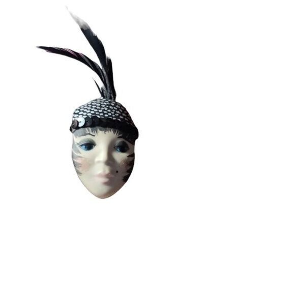 Vintage Handmade Unique Womens Face Painted Brooch Pin Feathers - Picture 1 of 11